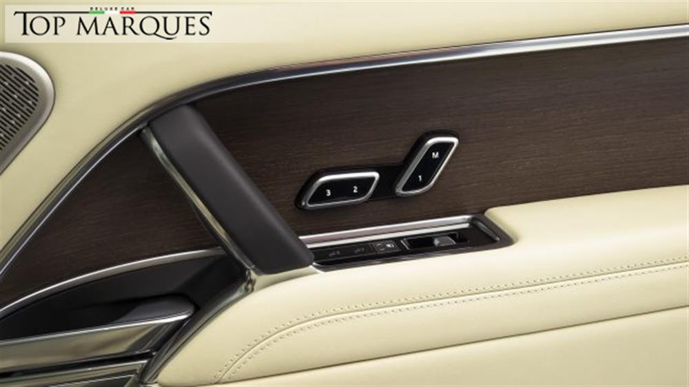 Range Rover   Range Rover 4.4 V8 Autobiography