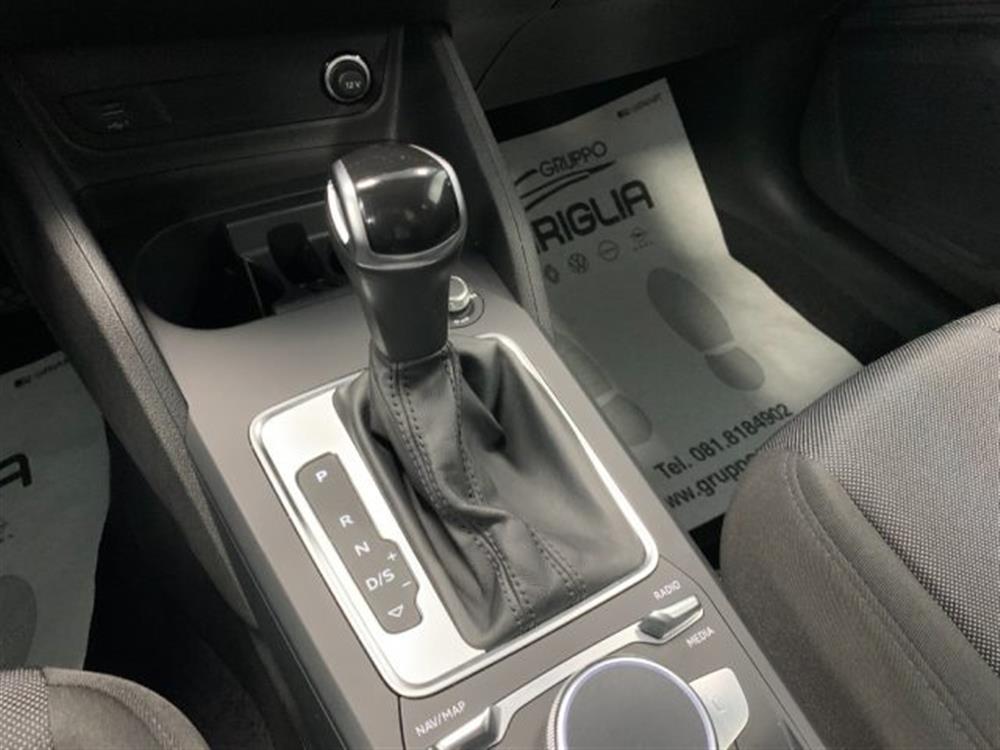 Q2 Q2 30 TDI S tronic Admi