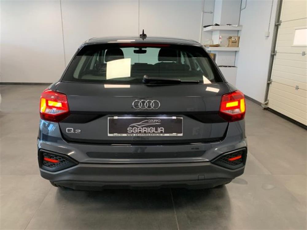 Q2 Q2 30 TDI S tronic Admi