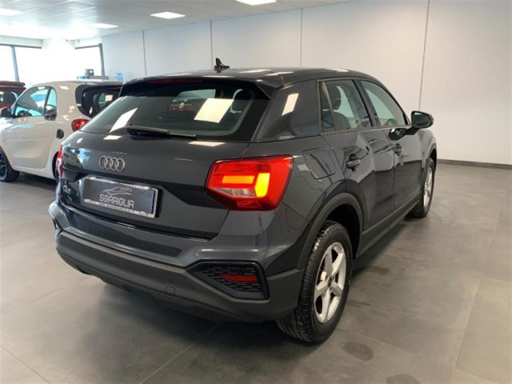 Q2 Q2 30 TDI S tronic Admi