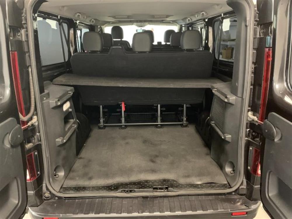 Vivaro Vivaro 9 Posti Passo Lungo