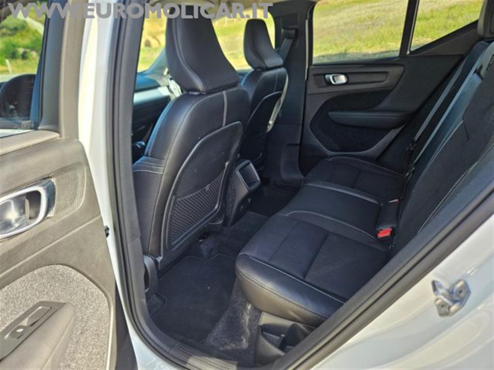 XC40 XC40 2.0 D3 Momentum 150c