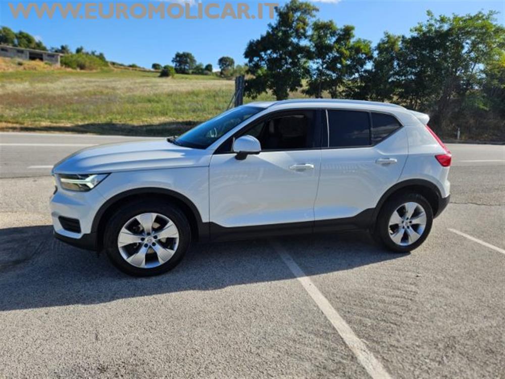XC40 XC40 2.0 D3 Momentum 150c