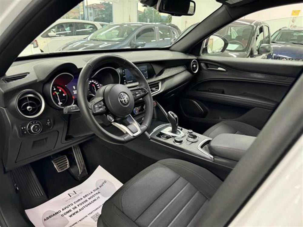 Stelvio   Stelvio 2.2 Turbodiesel 190