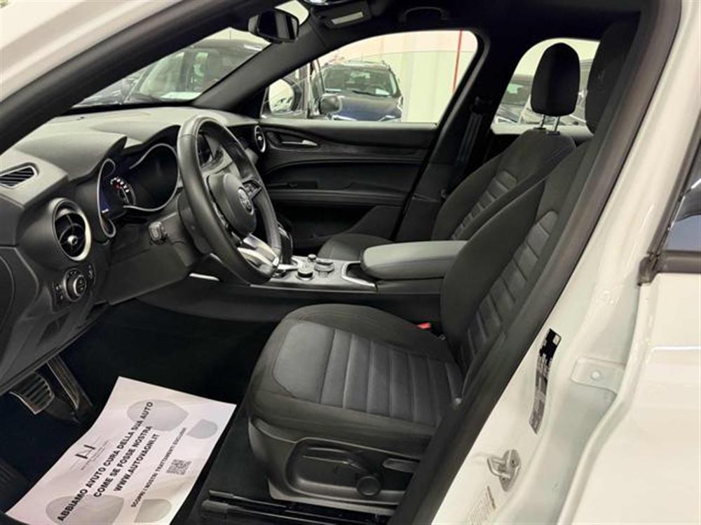 Stelvio   Stelvio 2.2 Turbodiesel 190