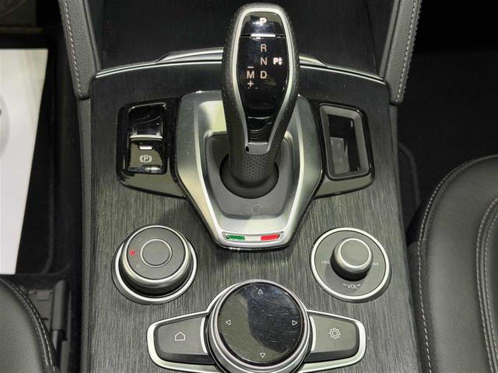 Stelvio   Stelvio 2.2 Turbodiesel 190