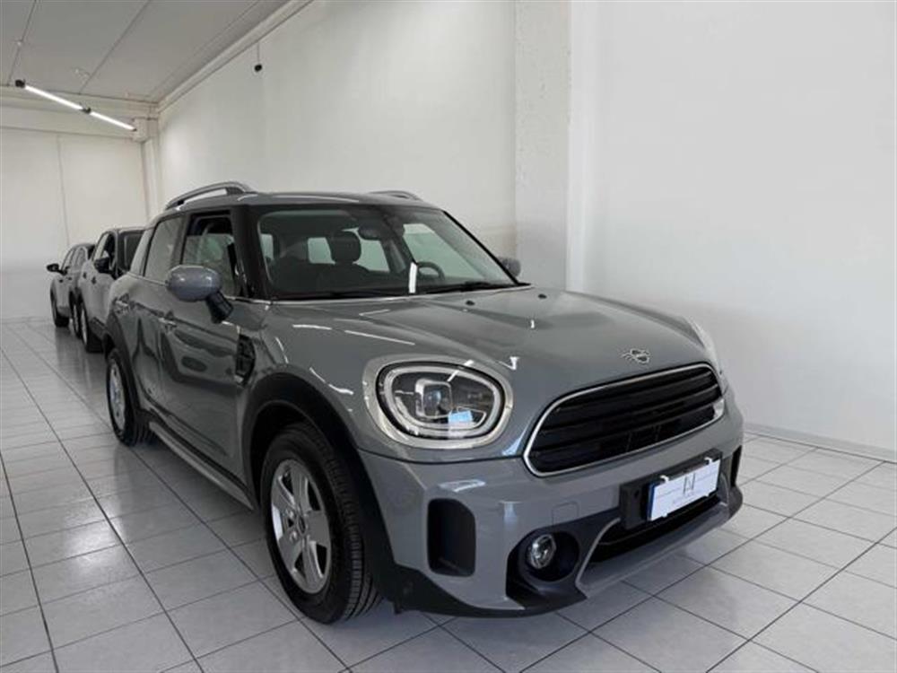 Countryman   Countryman 1.5 One D Business C