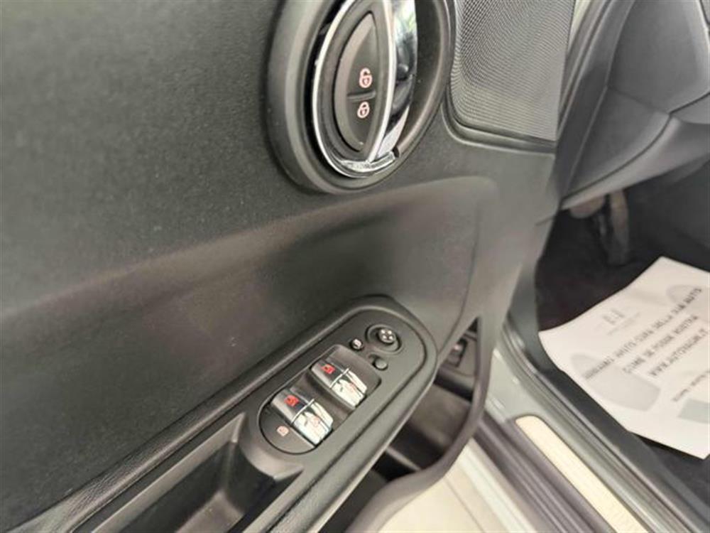 Countryman   Countryman 1.5 One D Business C