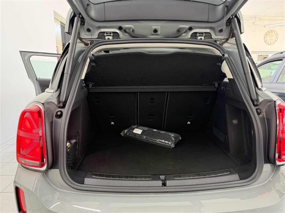 Countryman   Countryman 1.5 One D Business C