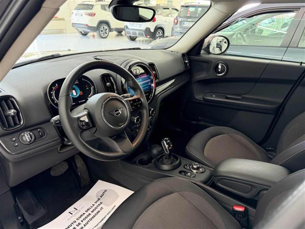 Countryman   Countryman 1.5 One D Business C