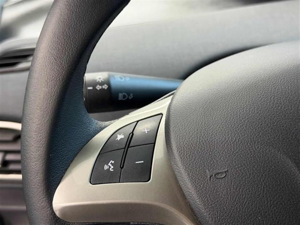 Ypsilon   Ypsilon 1.0 FireFly 5 porte