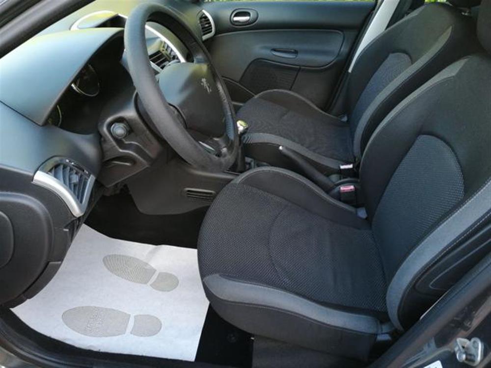 206 206 Plus 1.1 60CV 5p. Ur