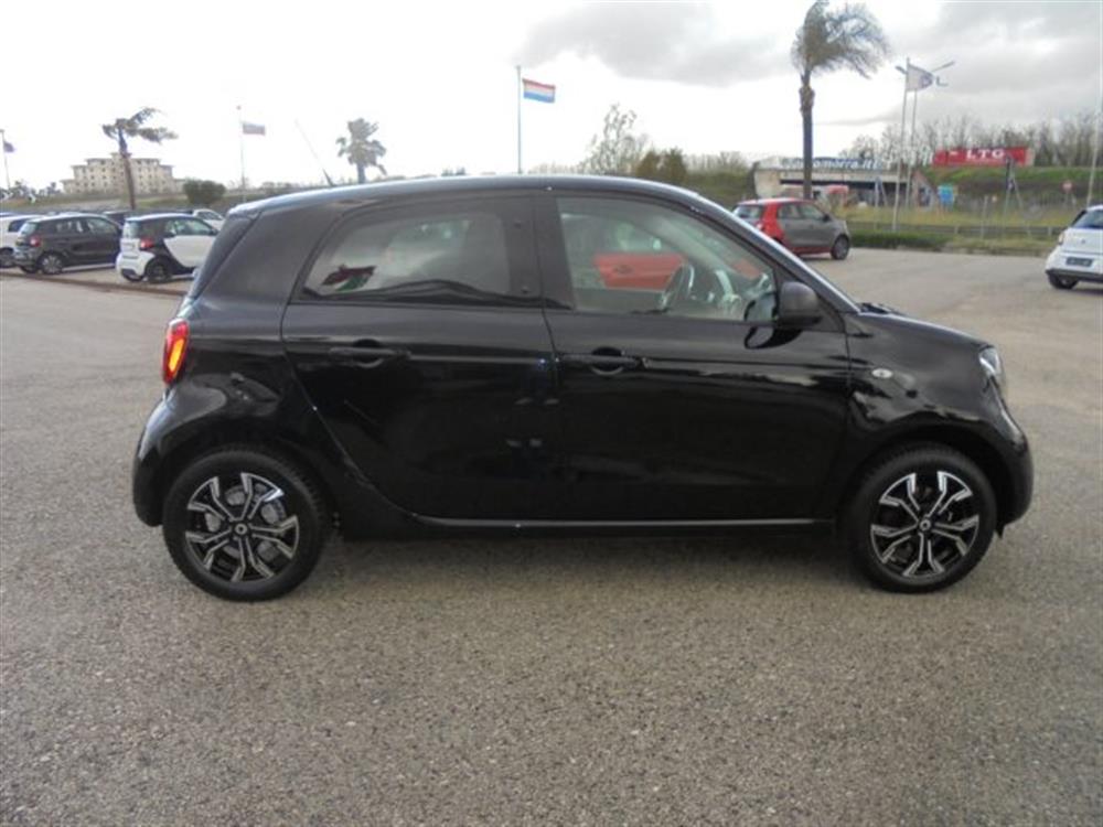 ForFour   ForFour 70 1.0 twinamic Youn