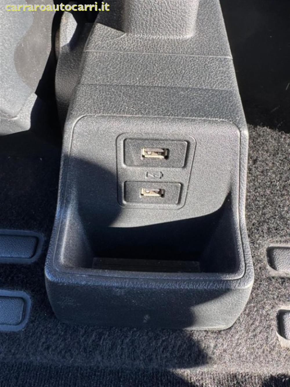 Tourneo Custom Tourneo Custom 320 2.0 EcoBlue 130C