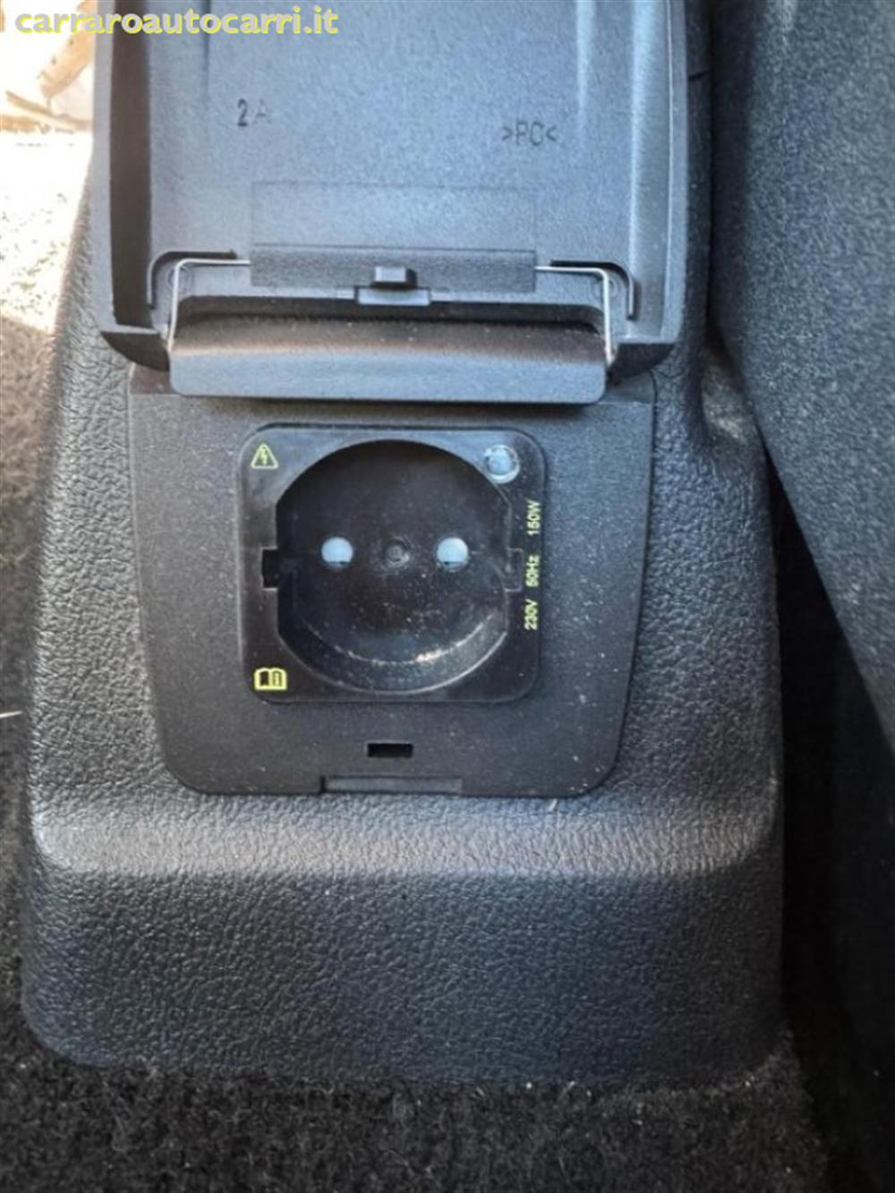 Tourneo Custom Tourneo Custom 320 2.0 EcoBlue 130C