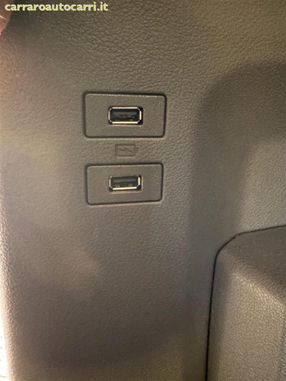 Tourneo Custom Tourneo Custom 320 2.0 EcoBlue 130C