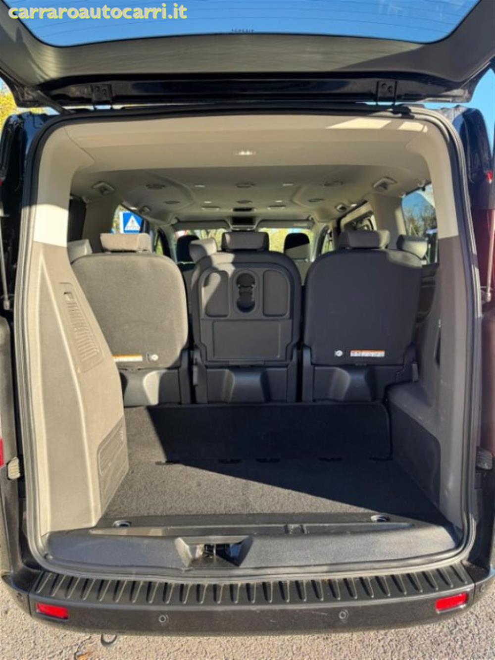 Tourneo Custom Tourneo Custom 320 2.0 EcoBlue 130C