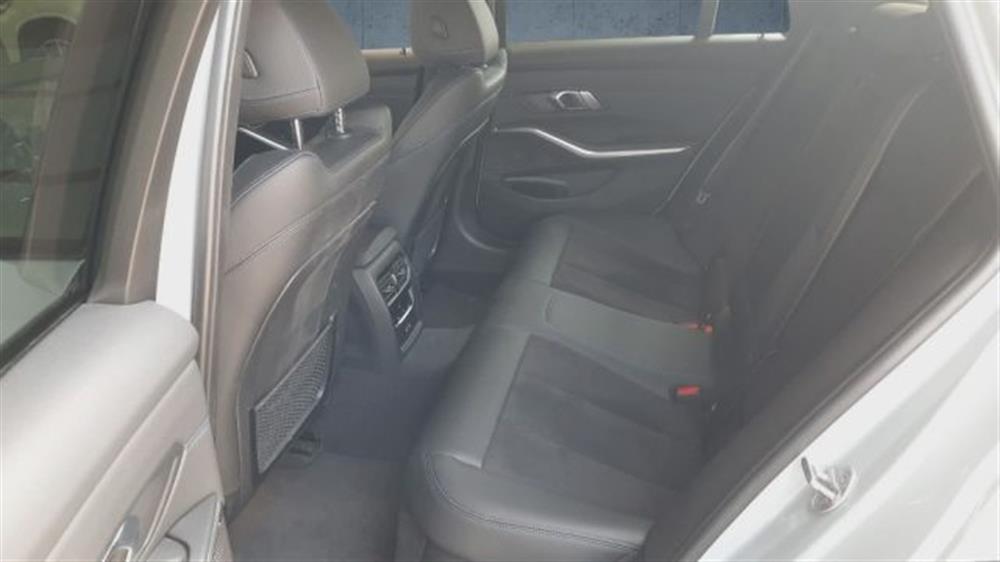 320 320 d 48V Touring Msport