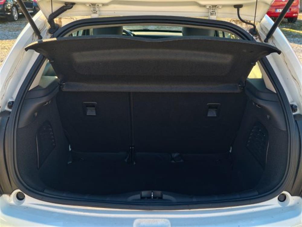 C3 C3 PureTech 82 X commer