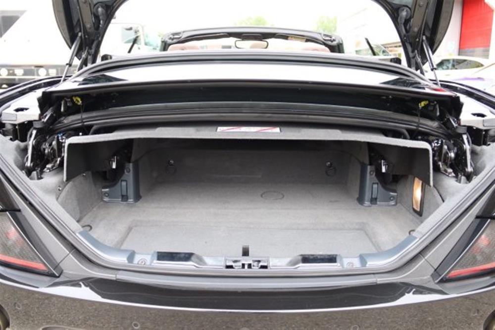 California California 30 Handling Speciale