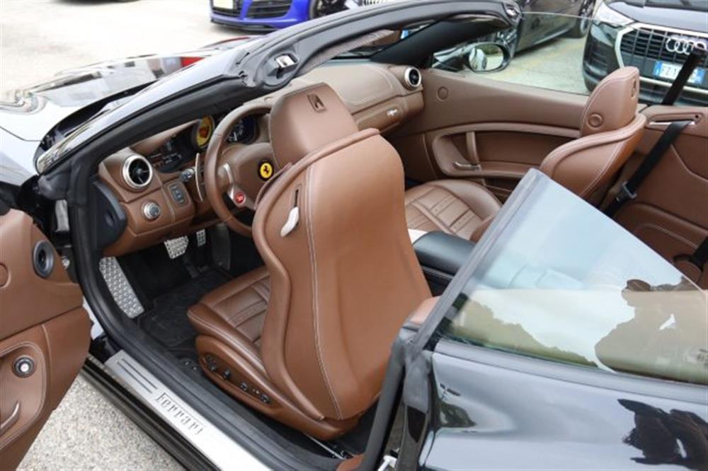 California California 30 Handling Speciale