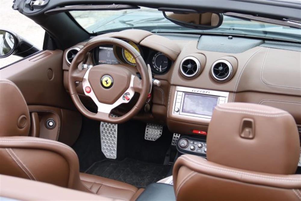 California California 30 Handling Speciale