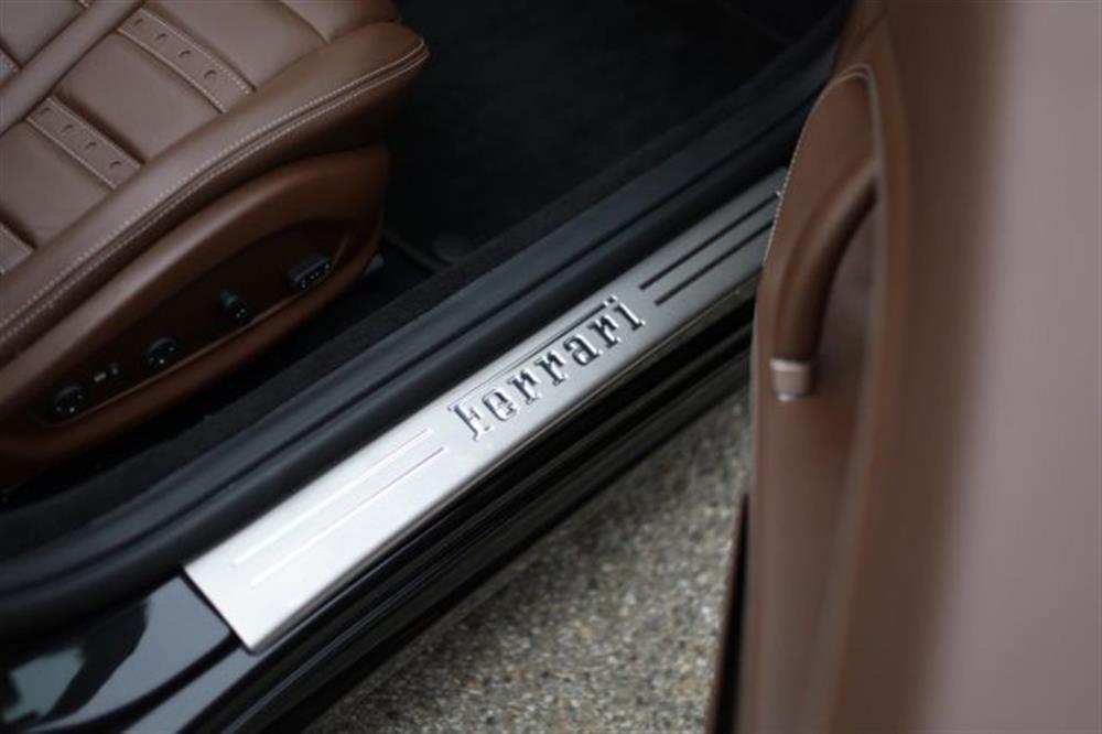 California California 30 Handling Speciale