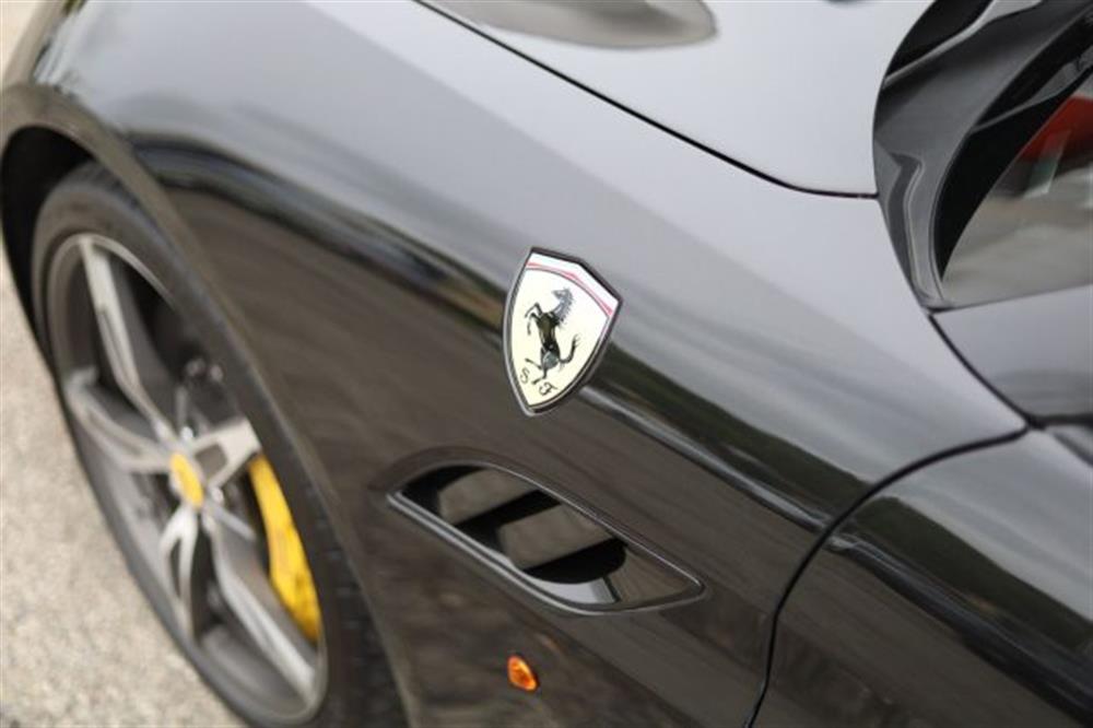 California California 30 Handling Speciale