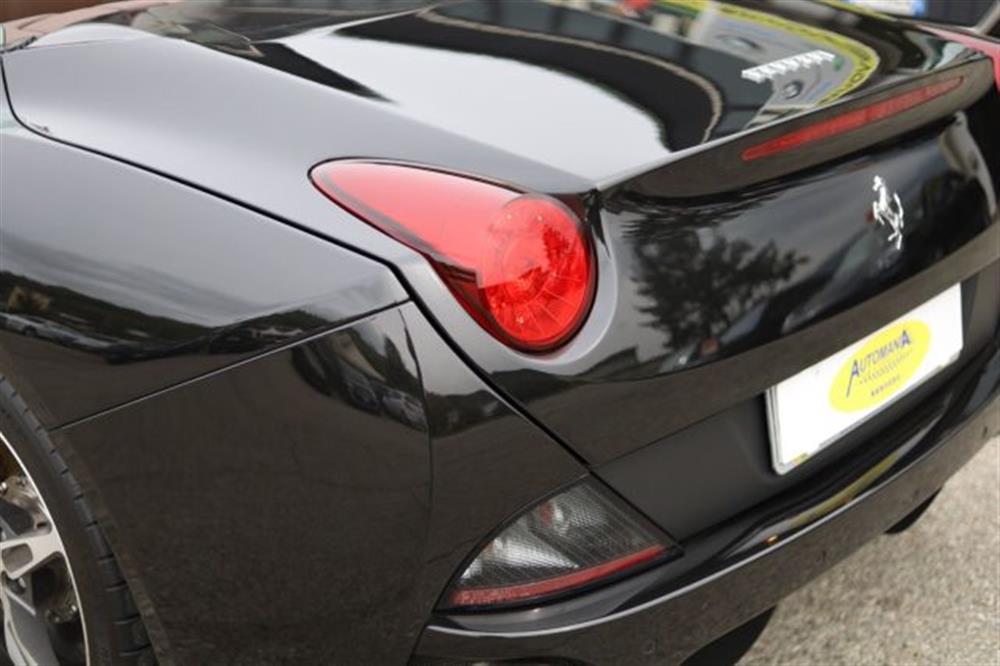 California California 30 Handling Speciale