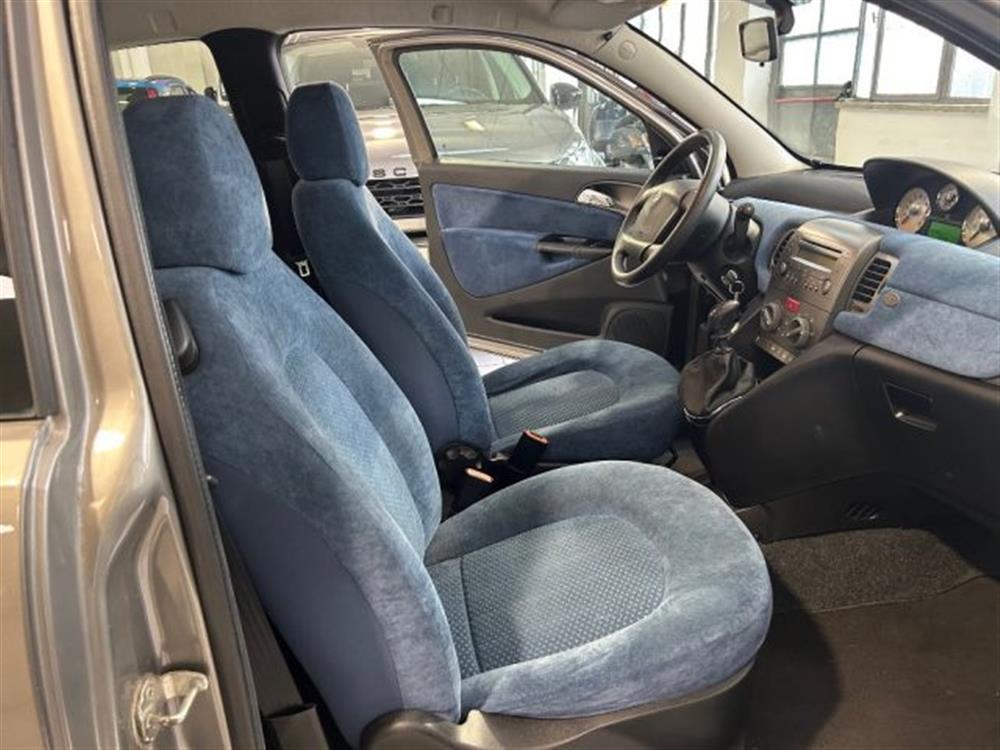 Ypsilon Ypsilon 1.2 Argento