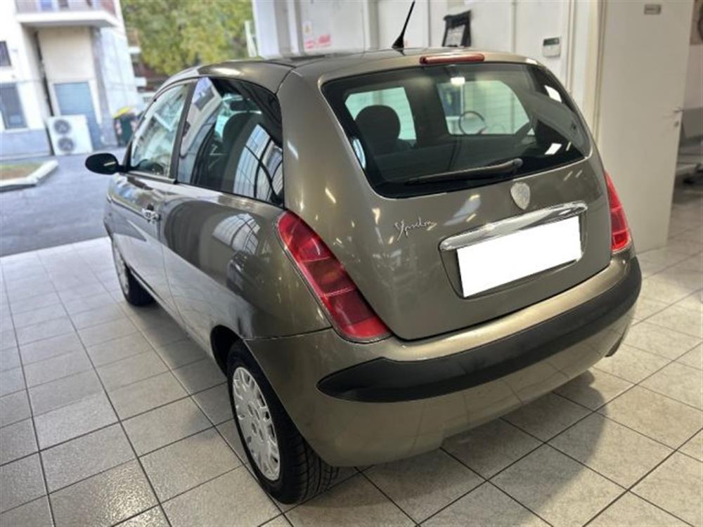 Ypsilon Ypsilon 1.2 Argento