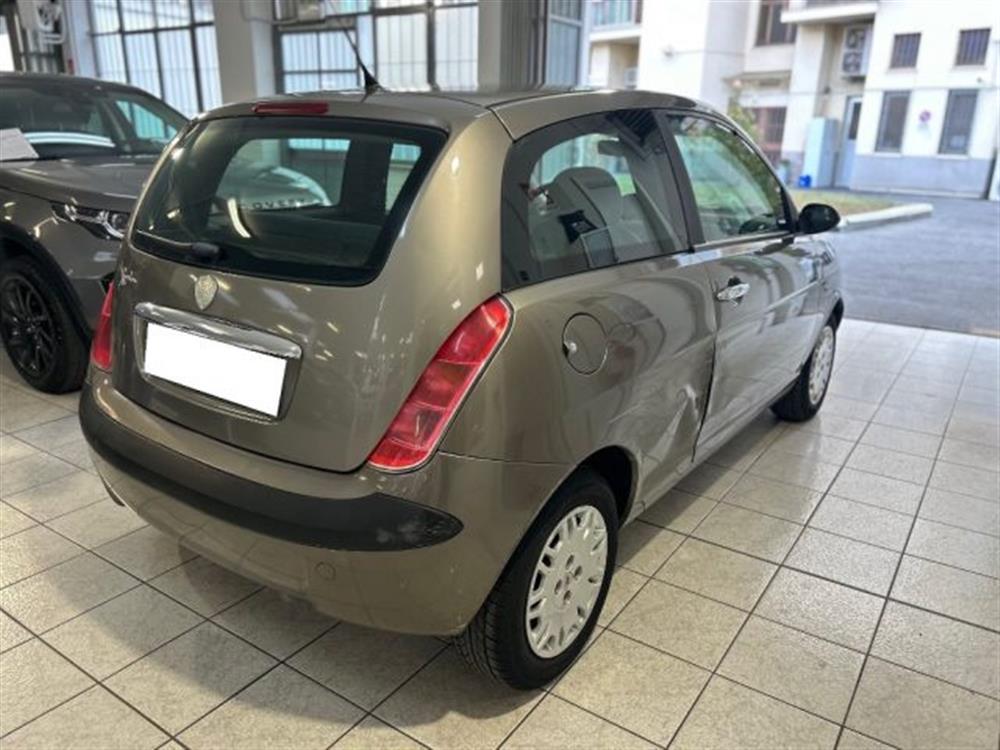 Ypsilon Ypsilon 1.2 Argento