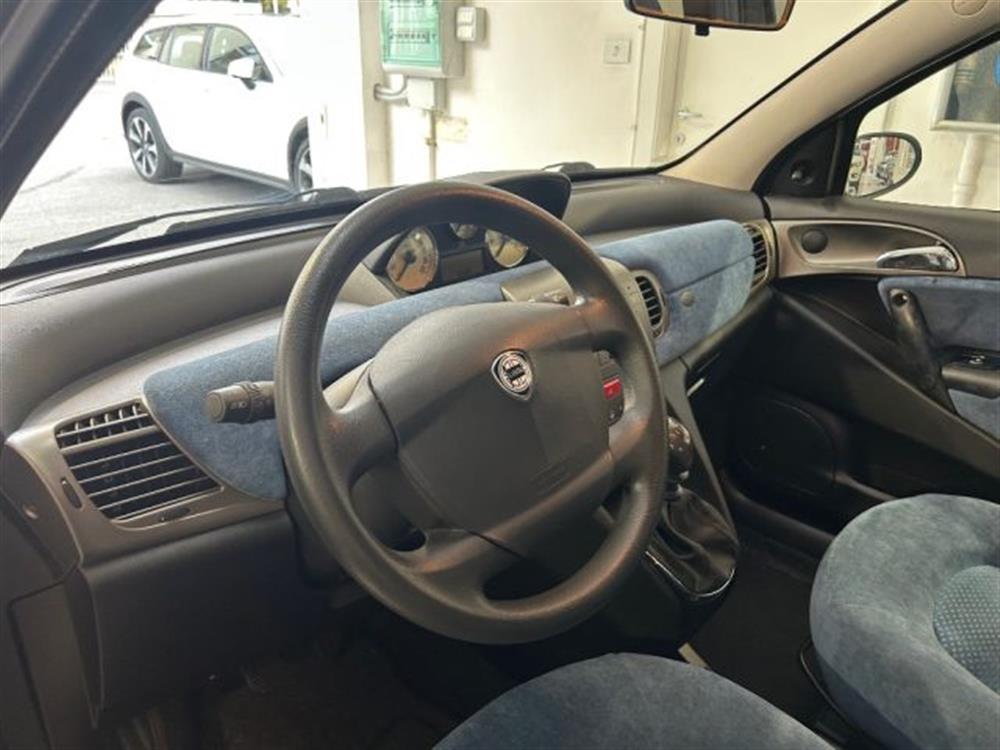 Ypsilon Ypsilon 1.2 Argento