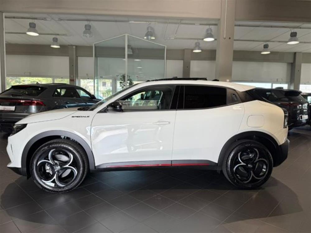 Junior Junior 1.2 136 CV Hybrid eD