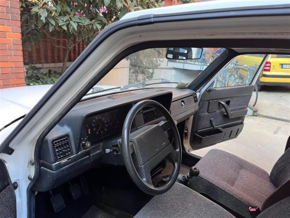 240 240 2.0 Station Wagon Po