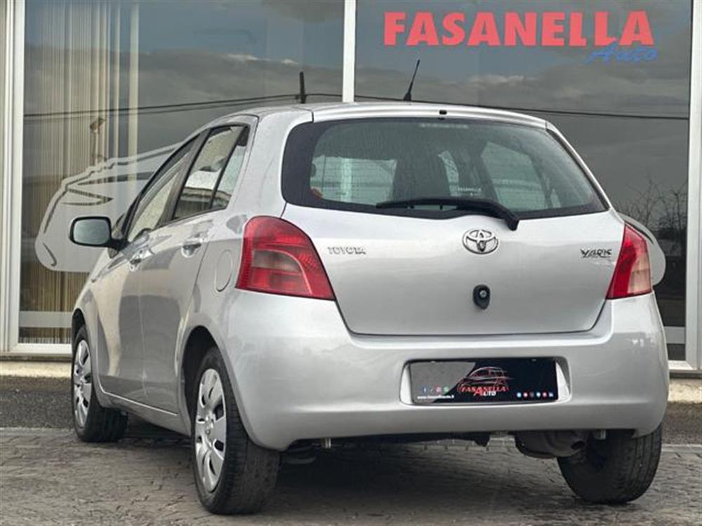 Yaris Yaris 1.3 5 porte Luna - N