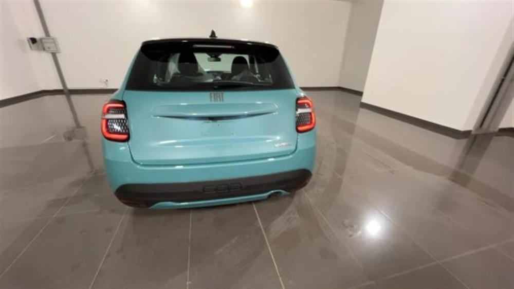 600 600 Hybrid 100 CV DCT MH