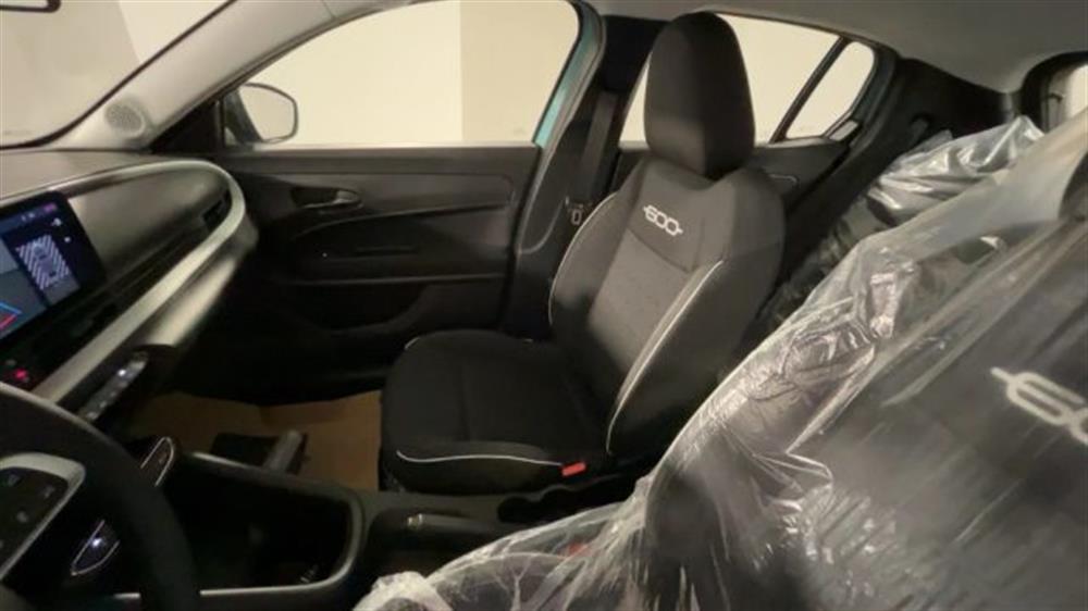 600 600 Hybrid 100 CV DCT MH