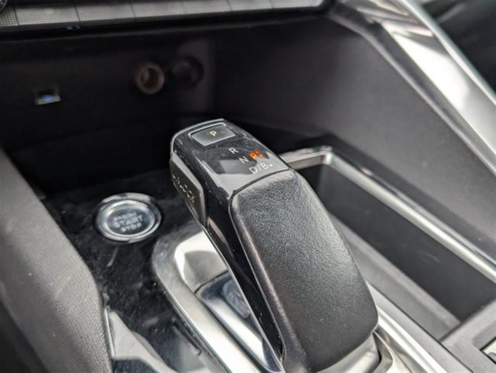 3008 3008 Hybrid 225 e-EAT8 GT