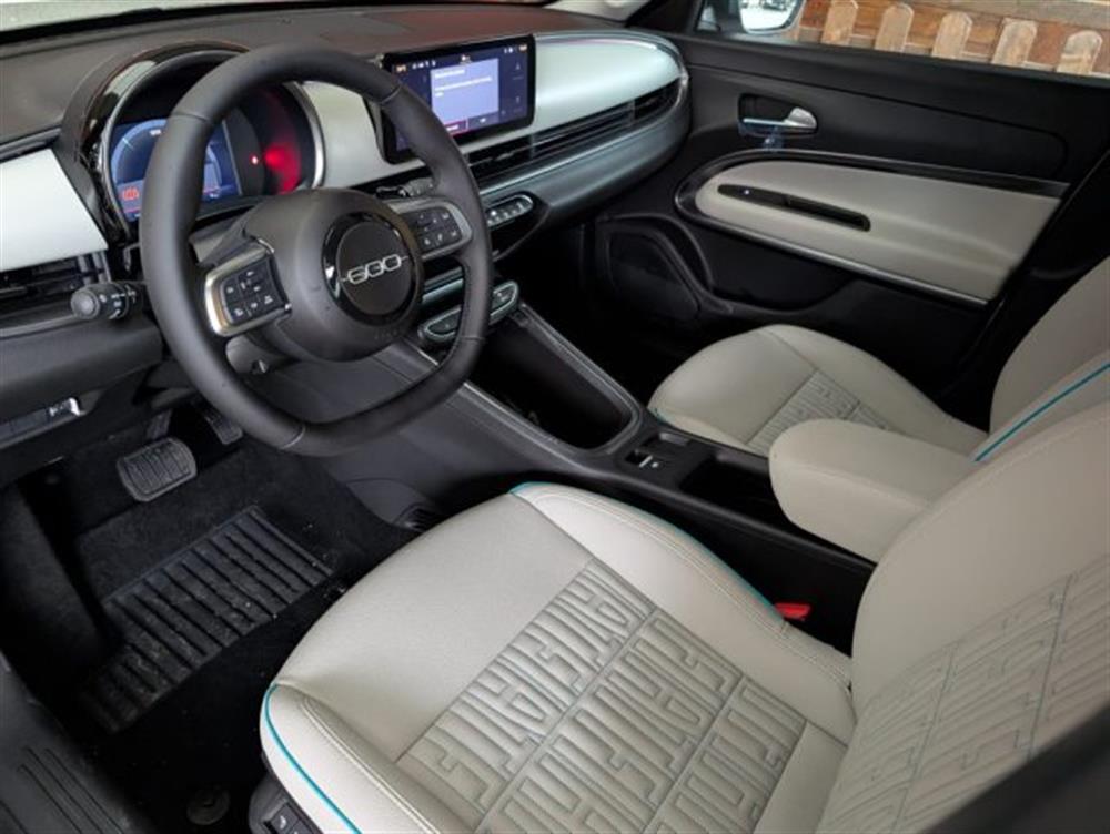 600 600 Hybrid 110 CV DCT MH