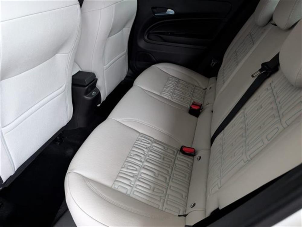 600 600 Hybrid 110 CV DCT MH