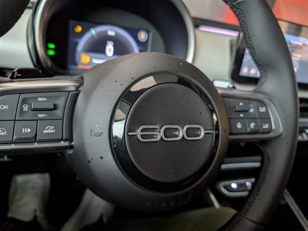 600 600 Hybrid 110 CV DCT MH