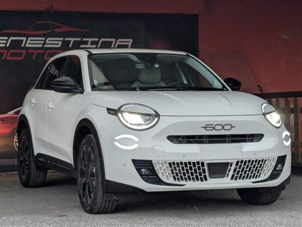 600 600 Hybrid 110 CV DCT MH