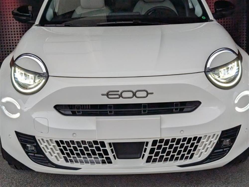 600 600 Hybrid 110 CV DCT MH