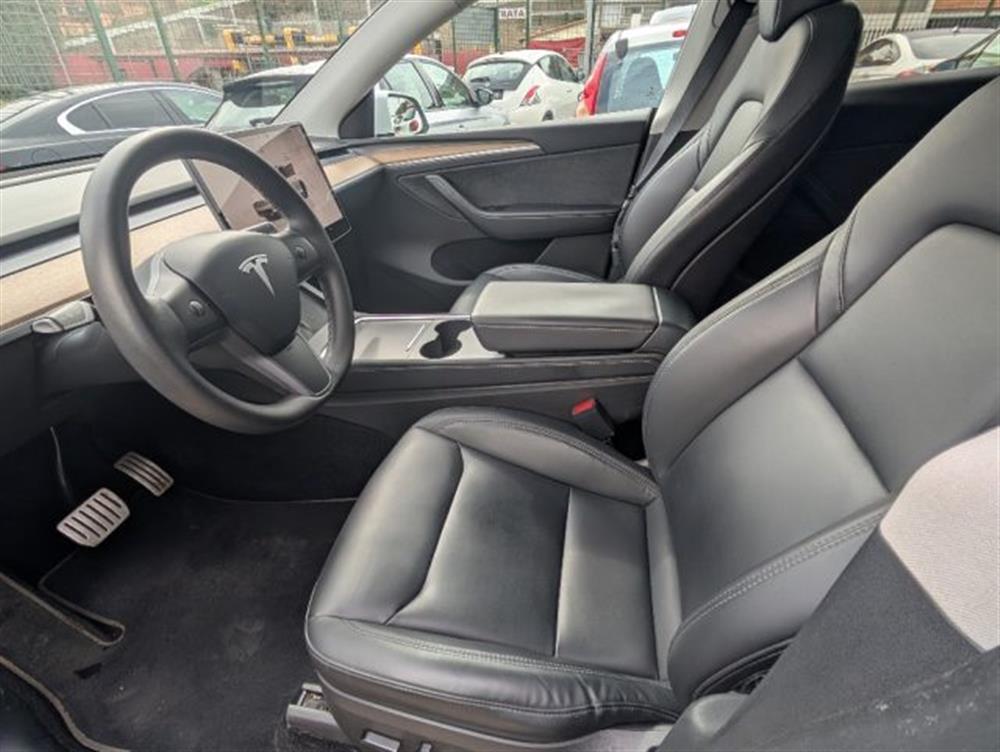 Model Y Model Y Performance AWD