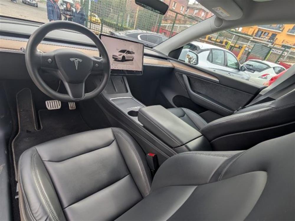 Model Y Model Y Performance AWD