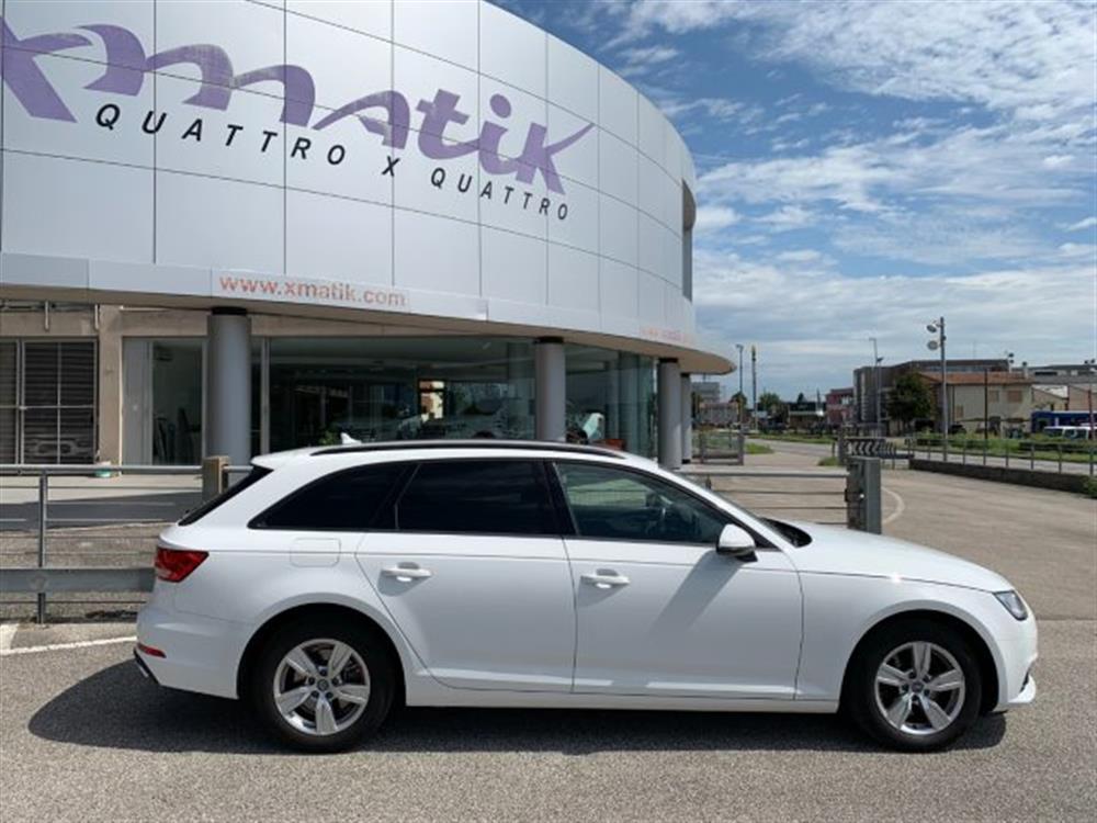 A4 A4 Avant 2.0 TDI 122 CV