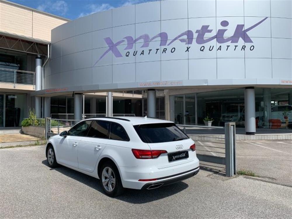 A4 A4 Avant 2.0 TDI 122 CV