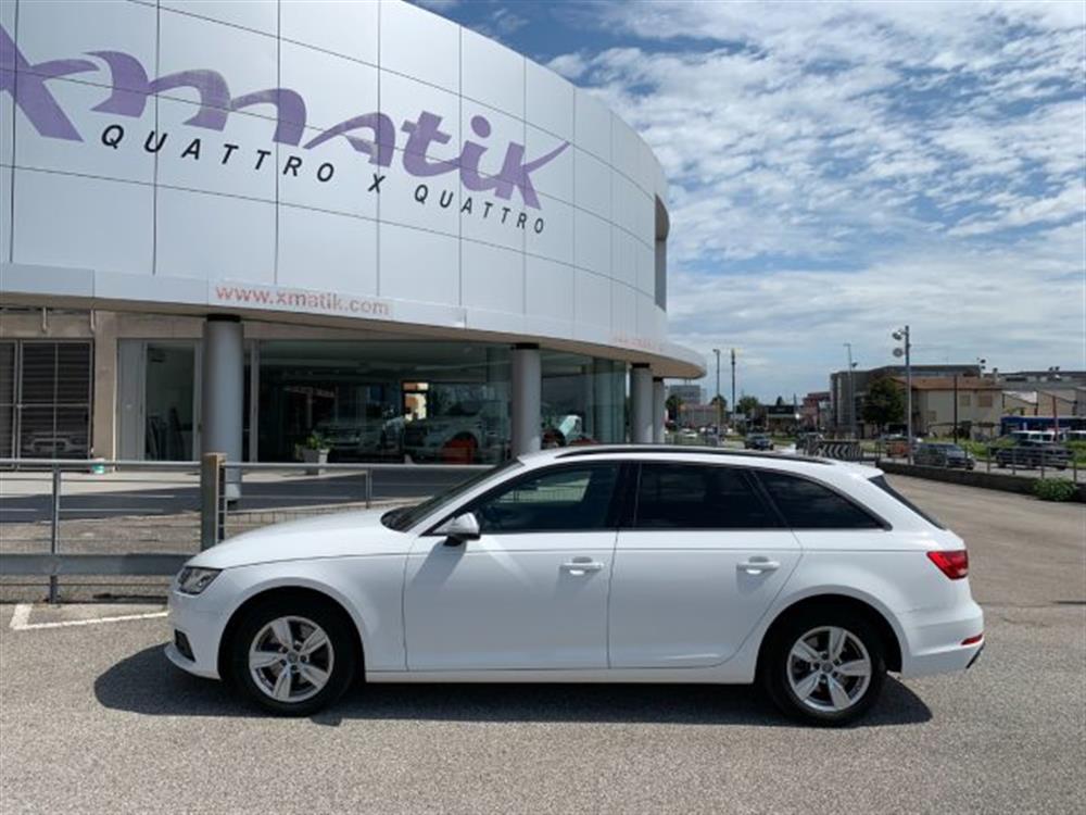 A4 A4 Avant 2.0 TDI 122 CV