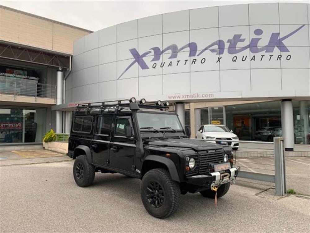 Defender Defender 110 2.5 Td5 Station